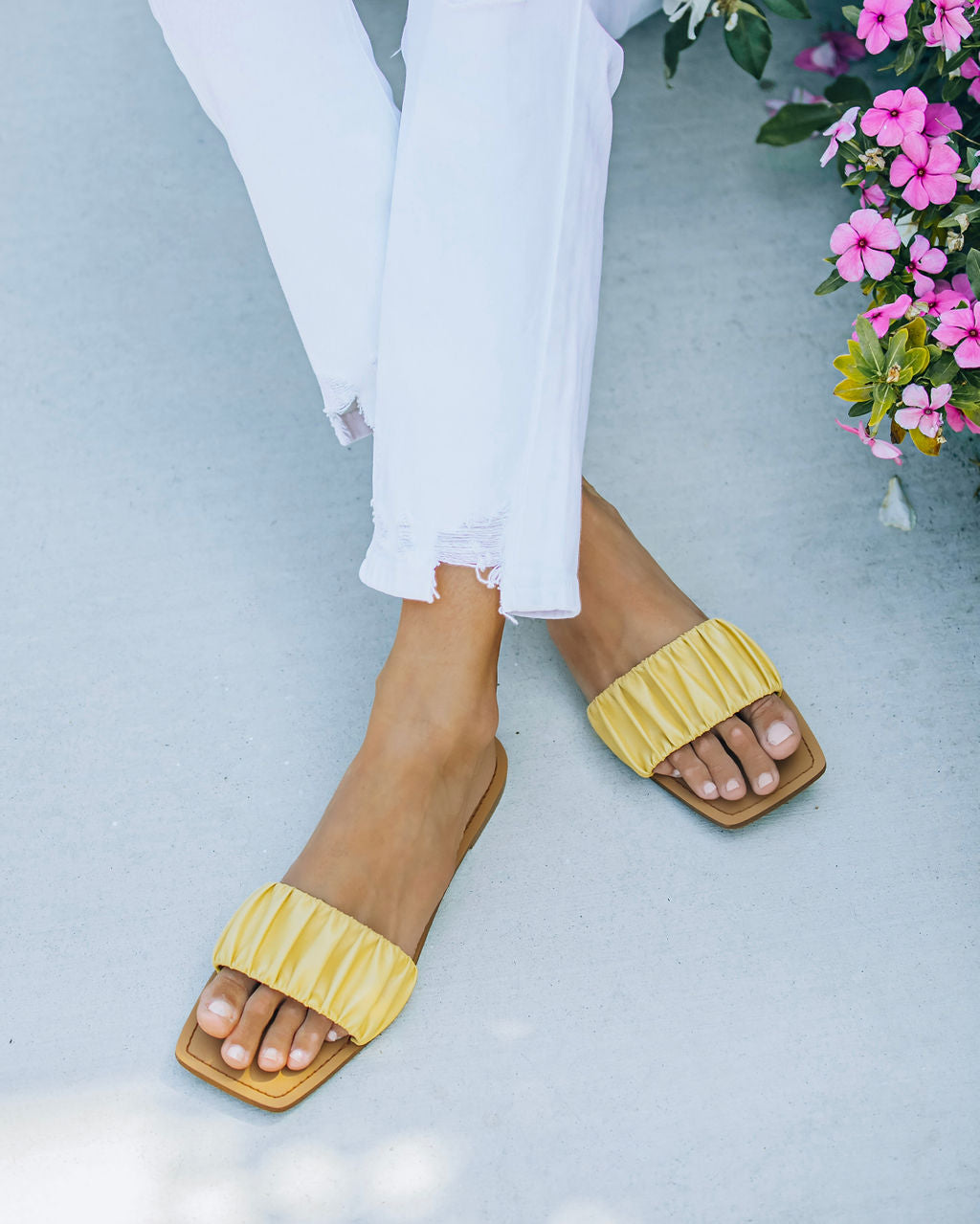 Mila Ruched Square Toe Sandal - Lemon