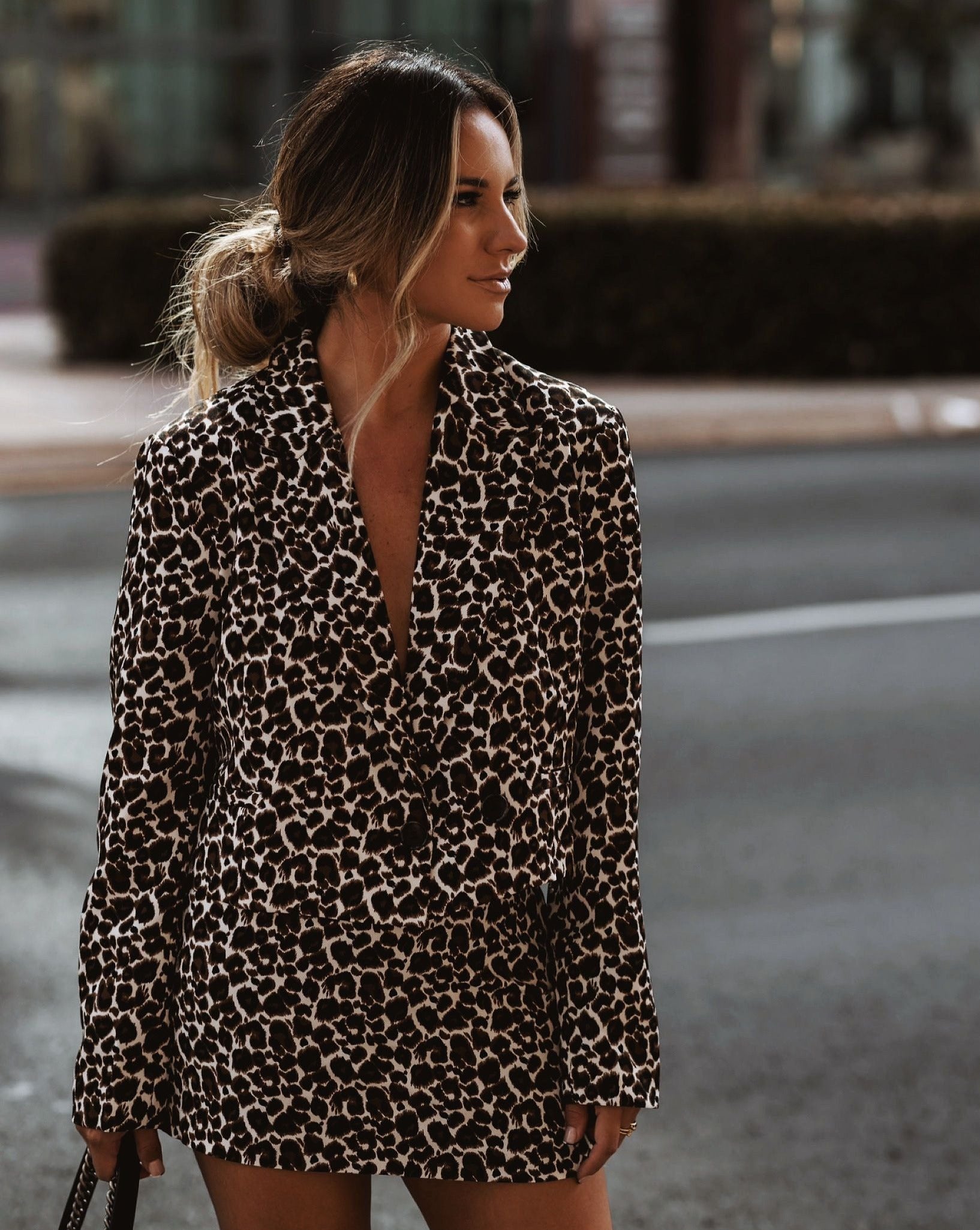 Kylan Pocketed Leopard Crop Blazer