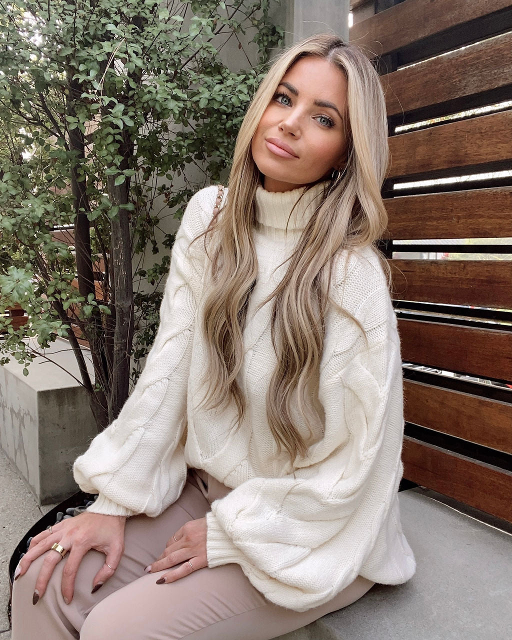 Parkland Cable Knit Turtleneck Sweater - Snow