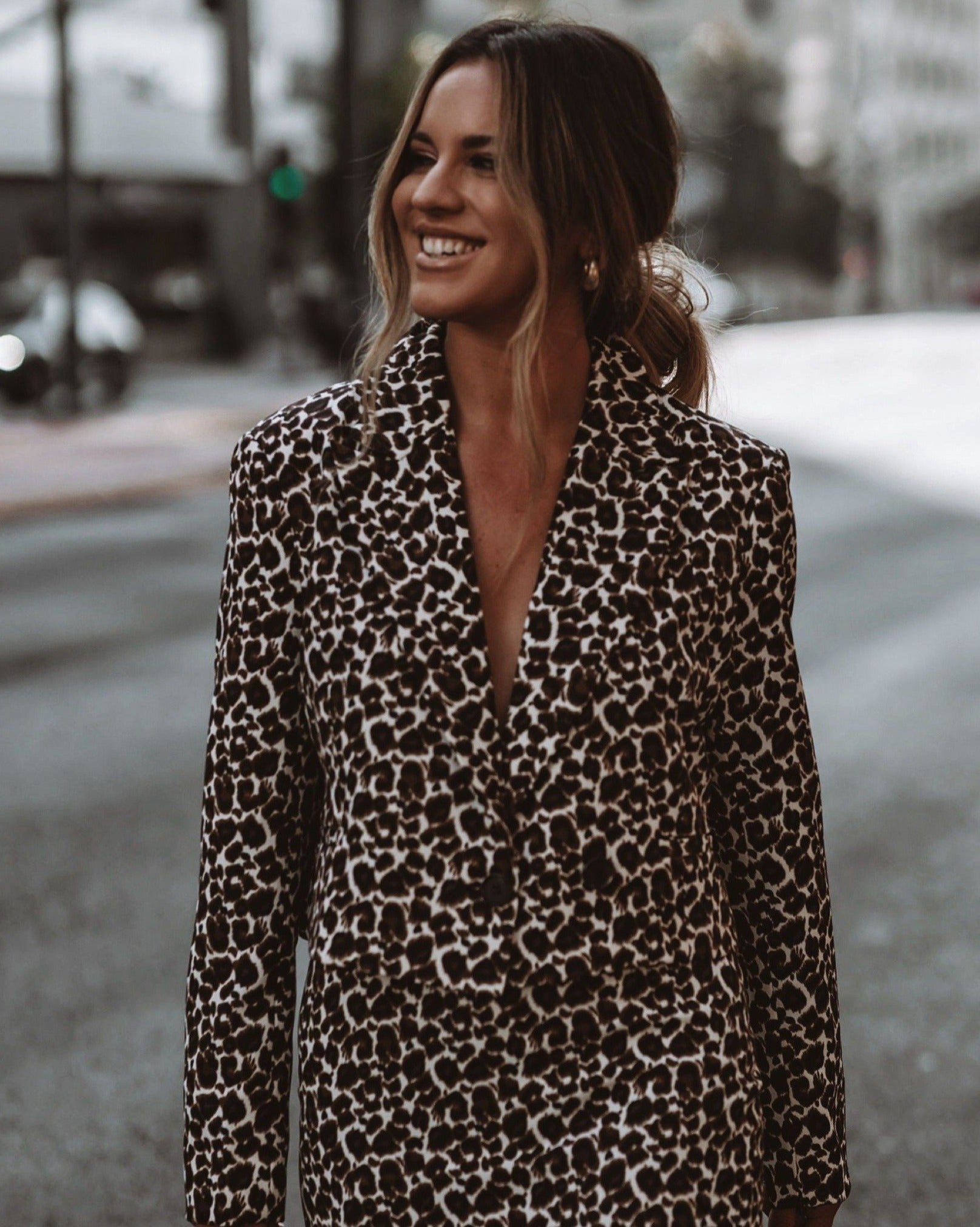 Kylan Pocketed Leopard Crop Blazer
