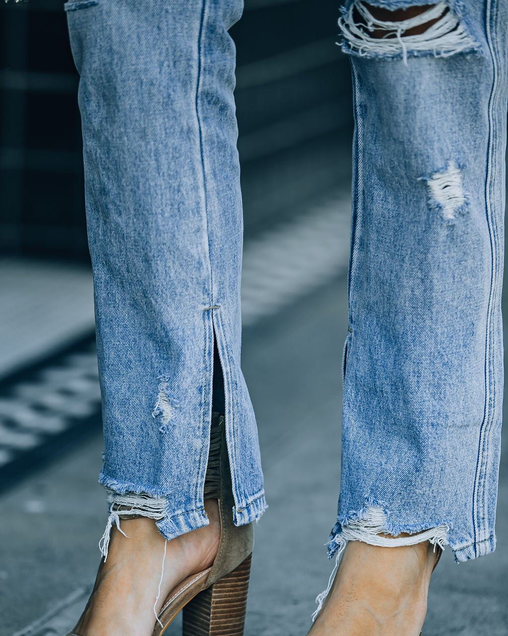 Shea High Rise Distressed Split Ankle Denim - Light Wash