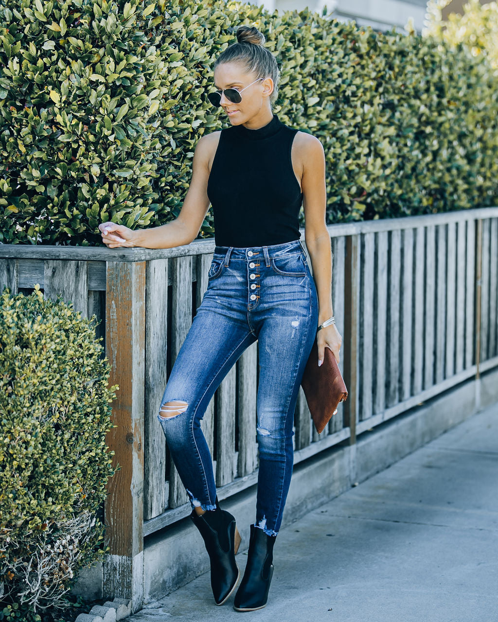 Nyra Sleeveless Mock Neck Knit Top - Black