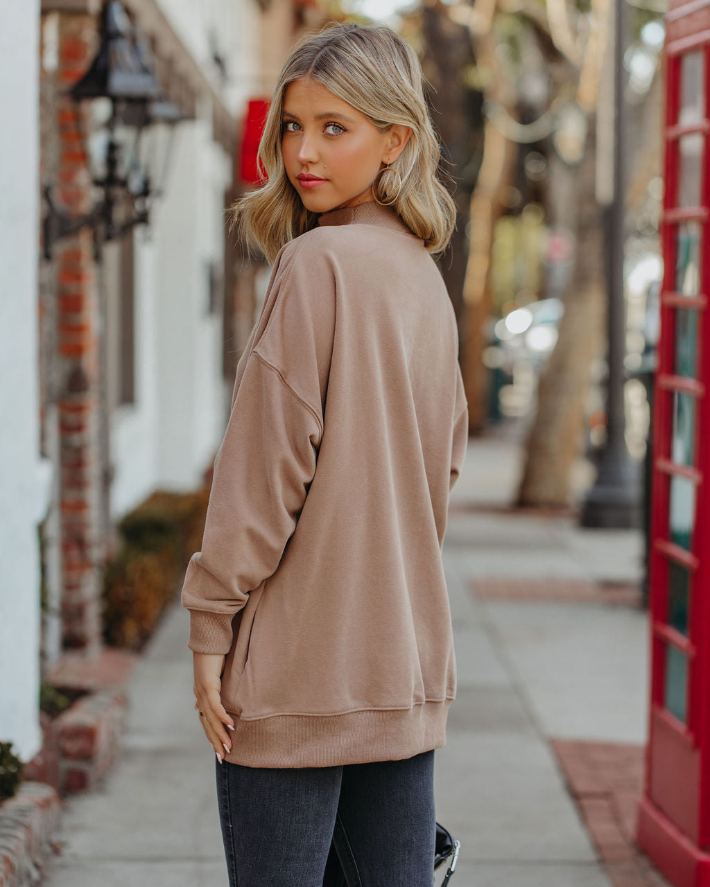 Lorina Cotton Pocketed Mock Neck Sweatshirt - Mocha