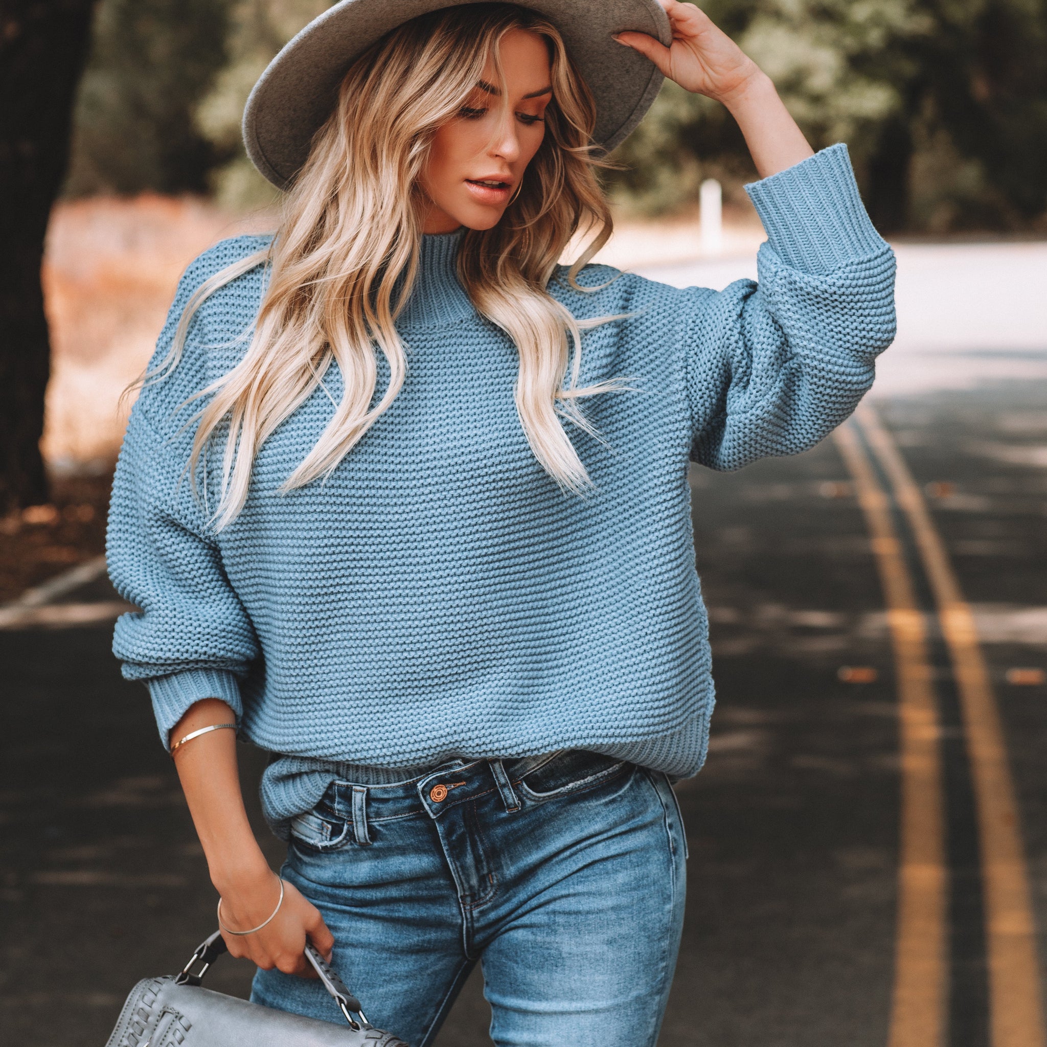 Glacier Mock Neck Knit Sweater - Blue