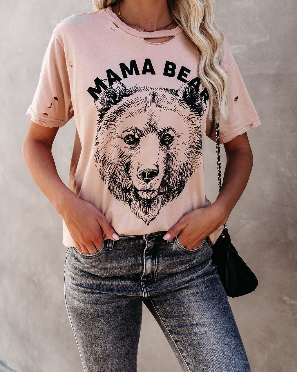 Loves Her Cubs Cotton Distressed Mama Bear Tee