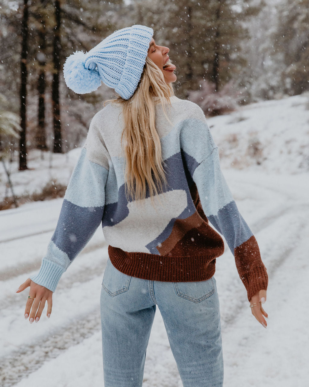 Mountain Breeze Knit Sweater - Blue Combo