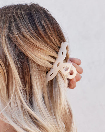 Natalia Hair Clip - Ivory