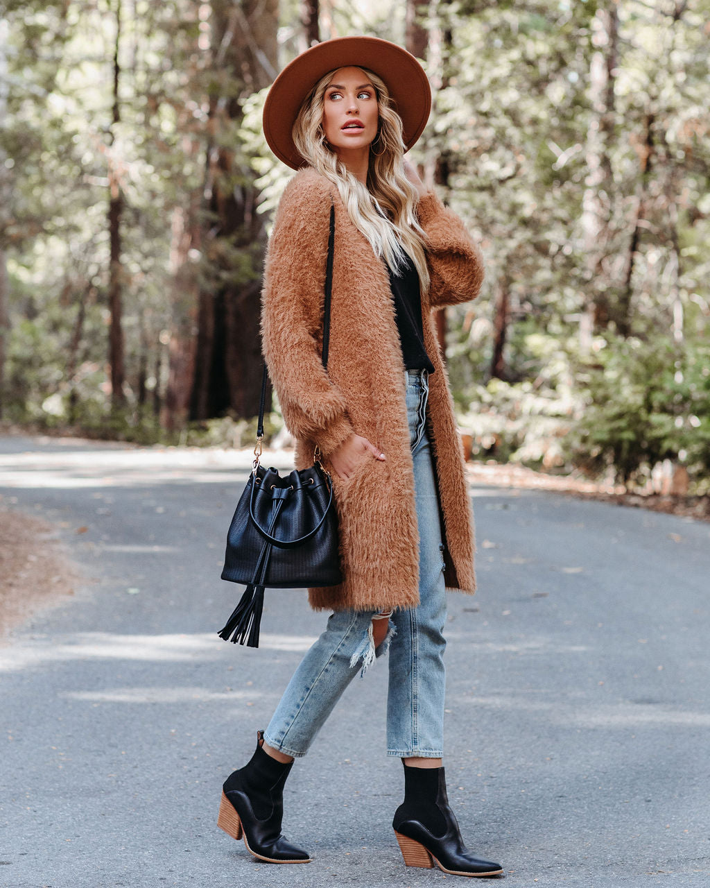 Pearson Pocketed Fuzzy Knit Cardigan - Camel